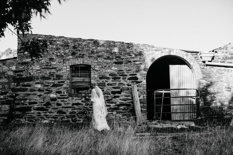 rustic wedding photographers