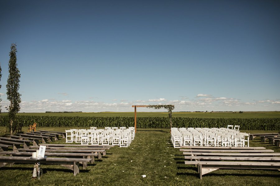 willow lane barn wedding