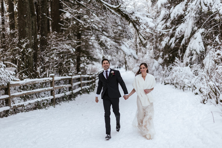 Winter Wedding Photo Shoot