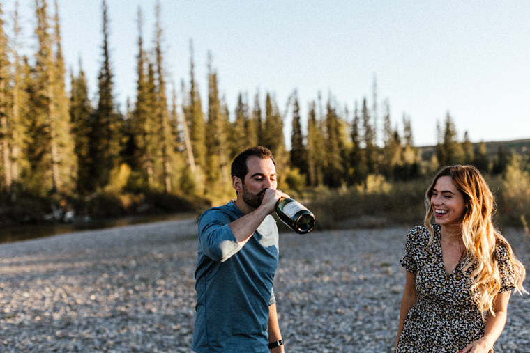 Couples Engagement Session Photoshoot Ideas