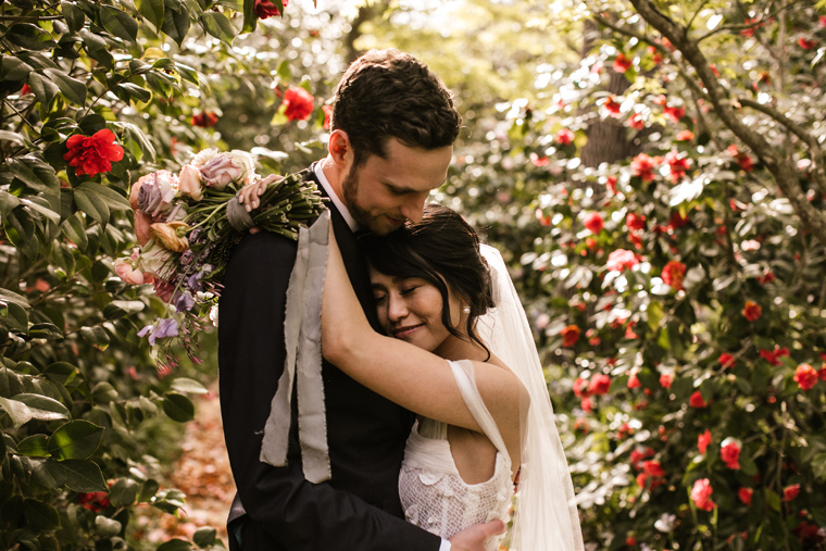 Garden Wedding Couple Photography Ideas