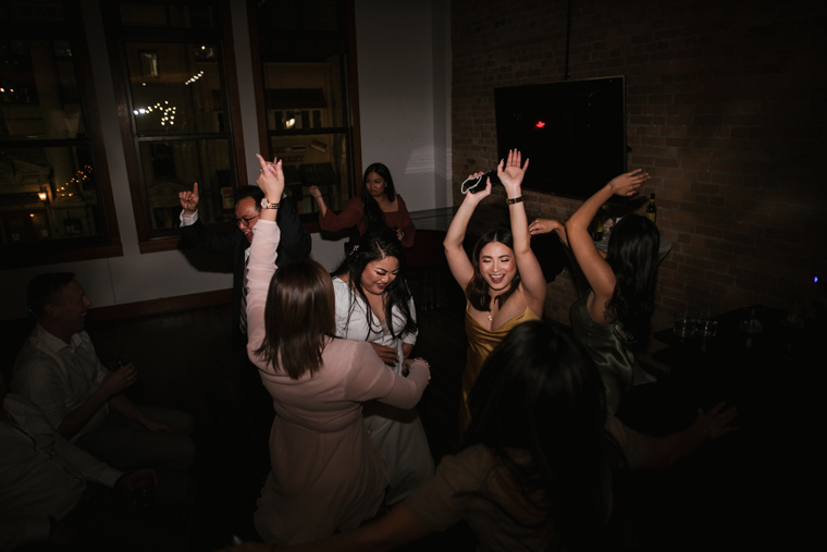 Intimate Wedding Party Photograph Ideas