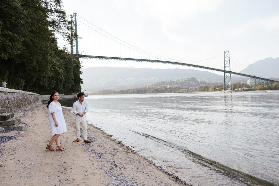 Stanley Park Engagement Beach Photographer