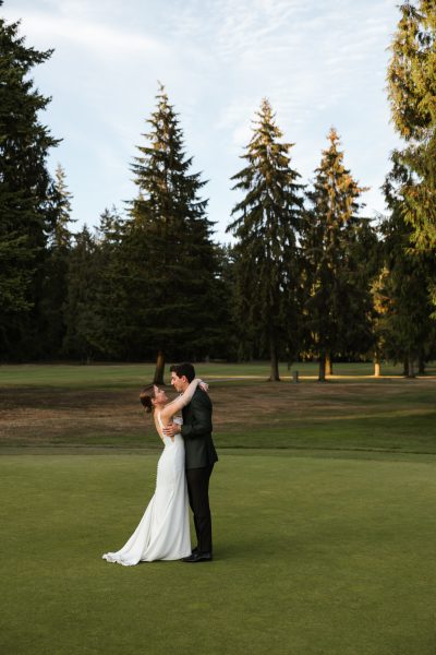 Mariah and Jay's Golf Club Wedding Photoshoot